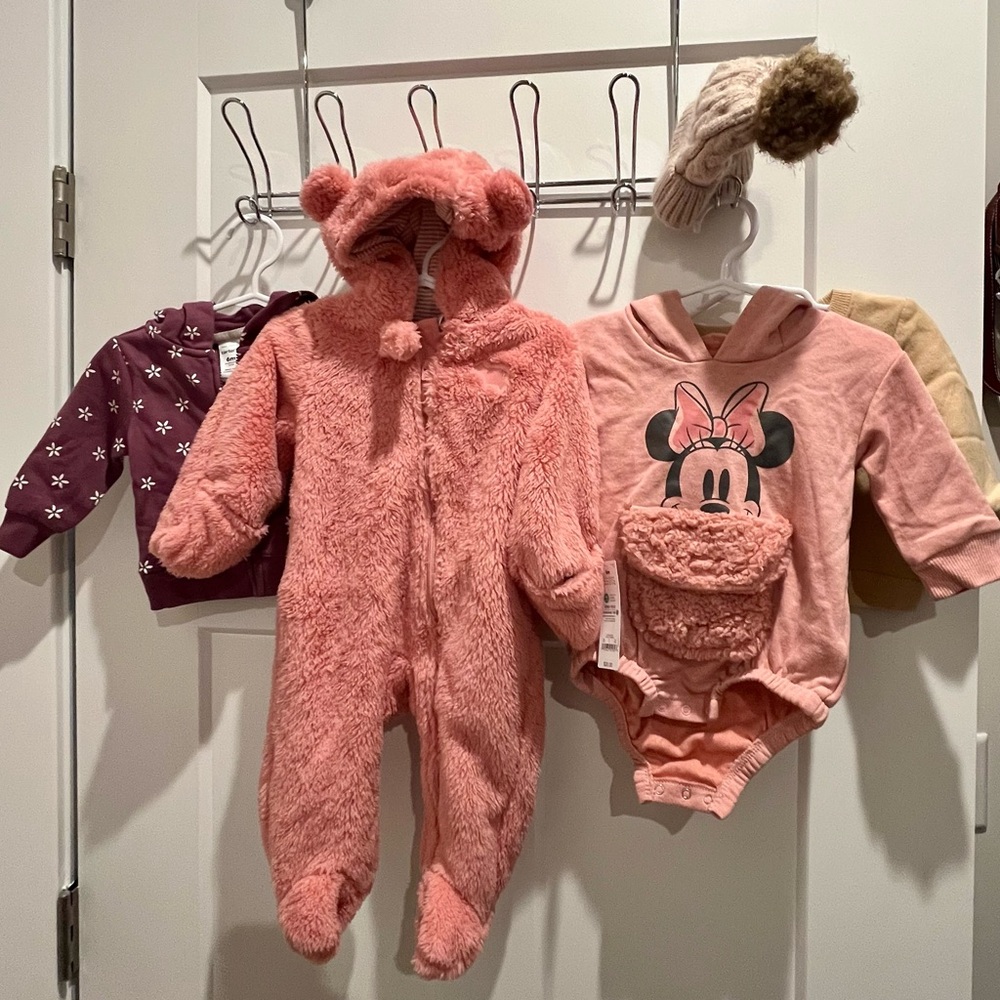 6 month girl clothing (Lot of 14 items)